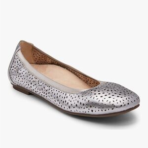 Vionic Women's Robyn Perforated Leather Ballet Flats Pewter Sz 8 Comfort Shoes